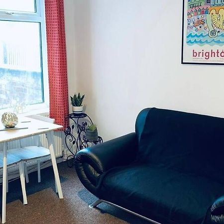 Comfortable Town House In Coventry City Centre Exterior foto