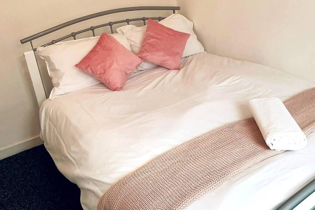 Comfortable Town House In Coventry City Centre Exterior foto