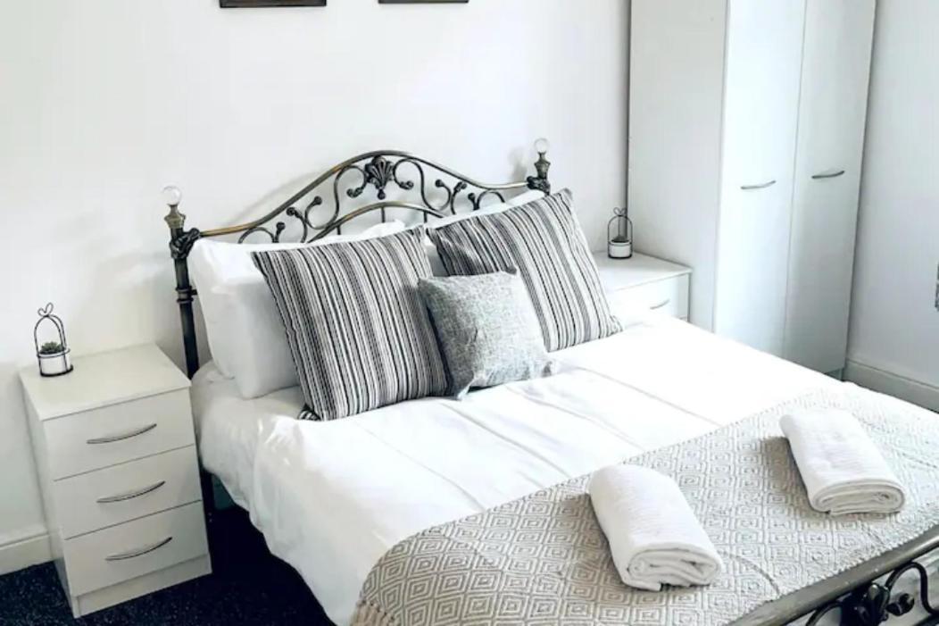 Comfortable Town House In Coventry City Centre Exterior foto